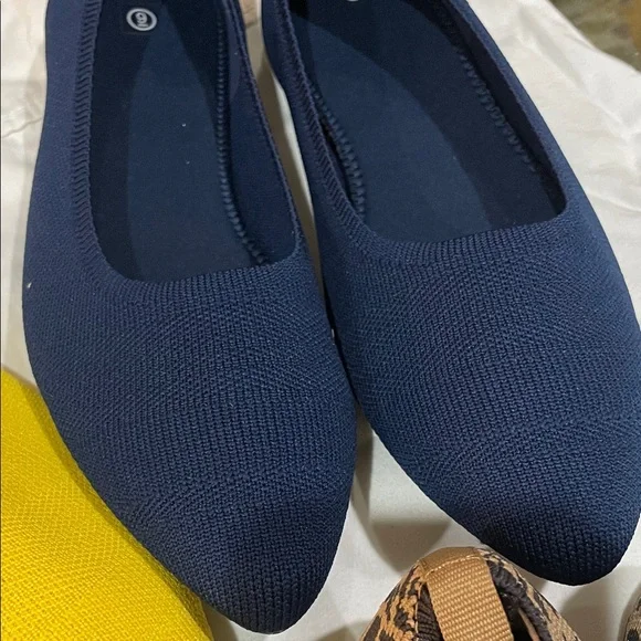 4pack Bundle Women's Flats - Yellow, Navy, Purple Geo, & Leopard Print-New - Picture 5 of 8